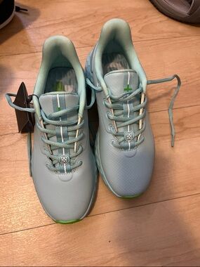 G/FORE Women's Mint Green Athletic Sneakers with Lime Accent
